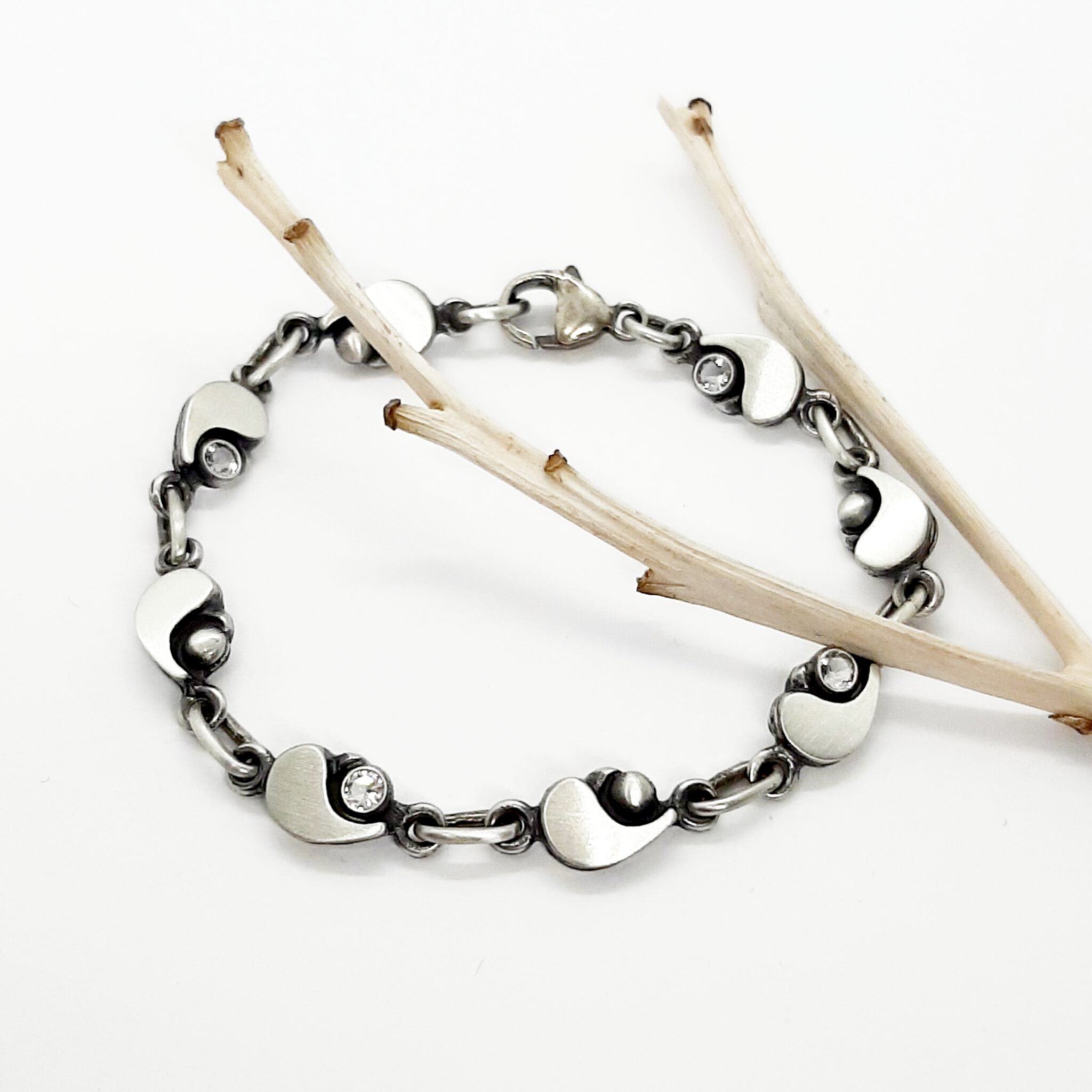 Nordform Armband Silber mit Tropfenförmigen Gliedern + Bergkristall