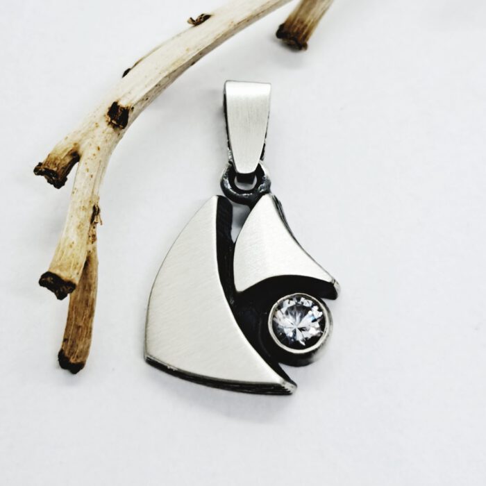 Nordform Anhänger Dreiecke in Silber mit Bergkristall (24x14mm)