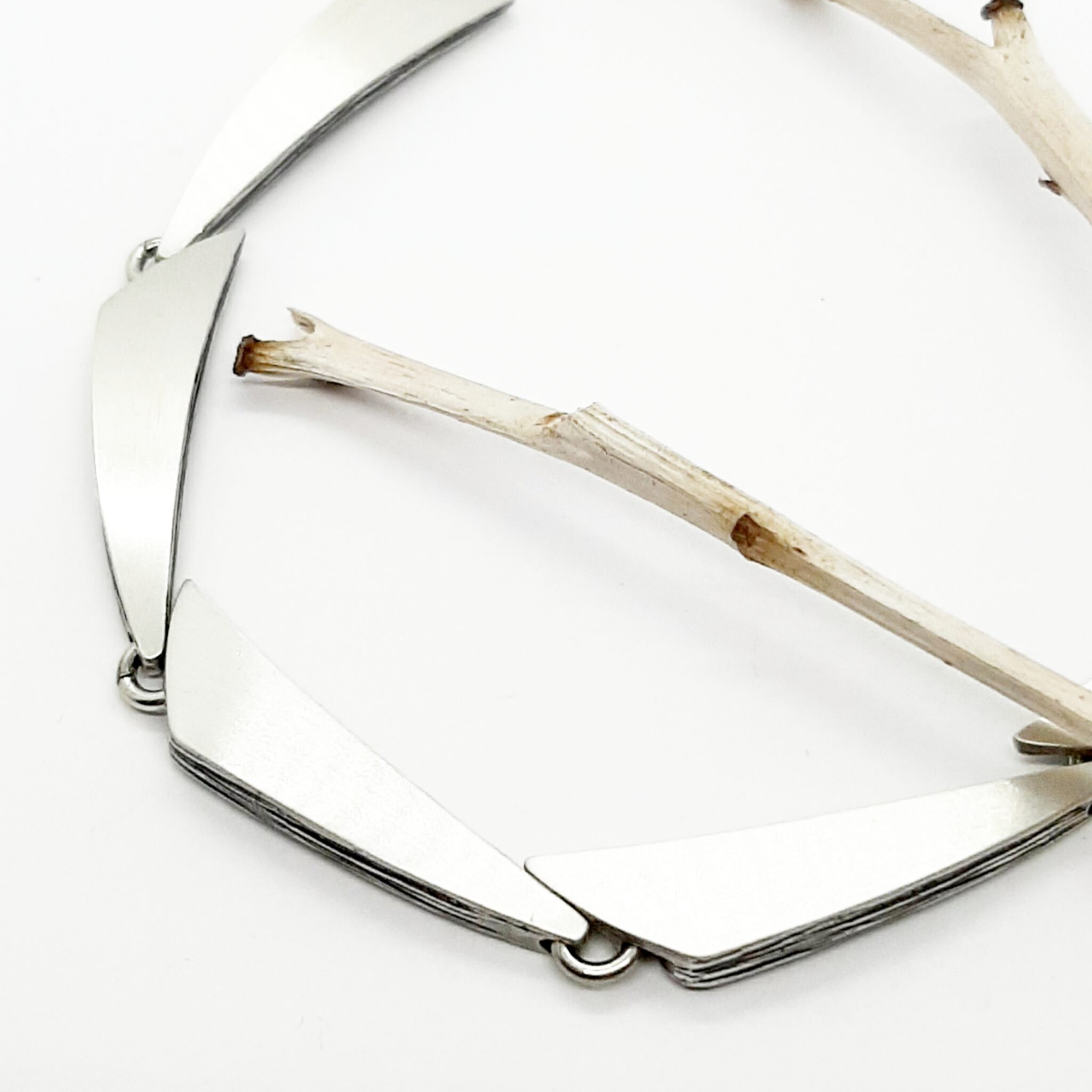 Nordform Großgliedriges Collier Silber Säbelform