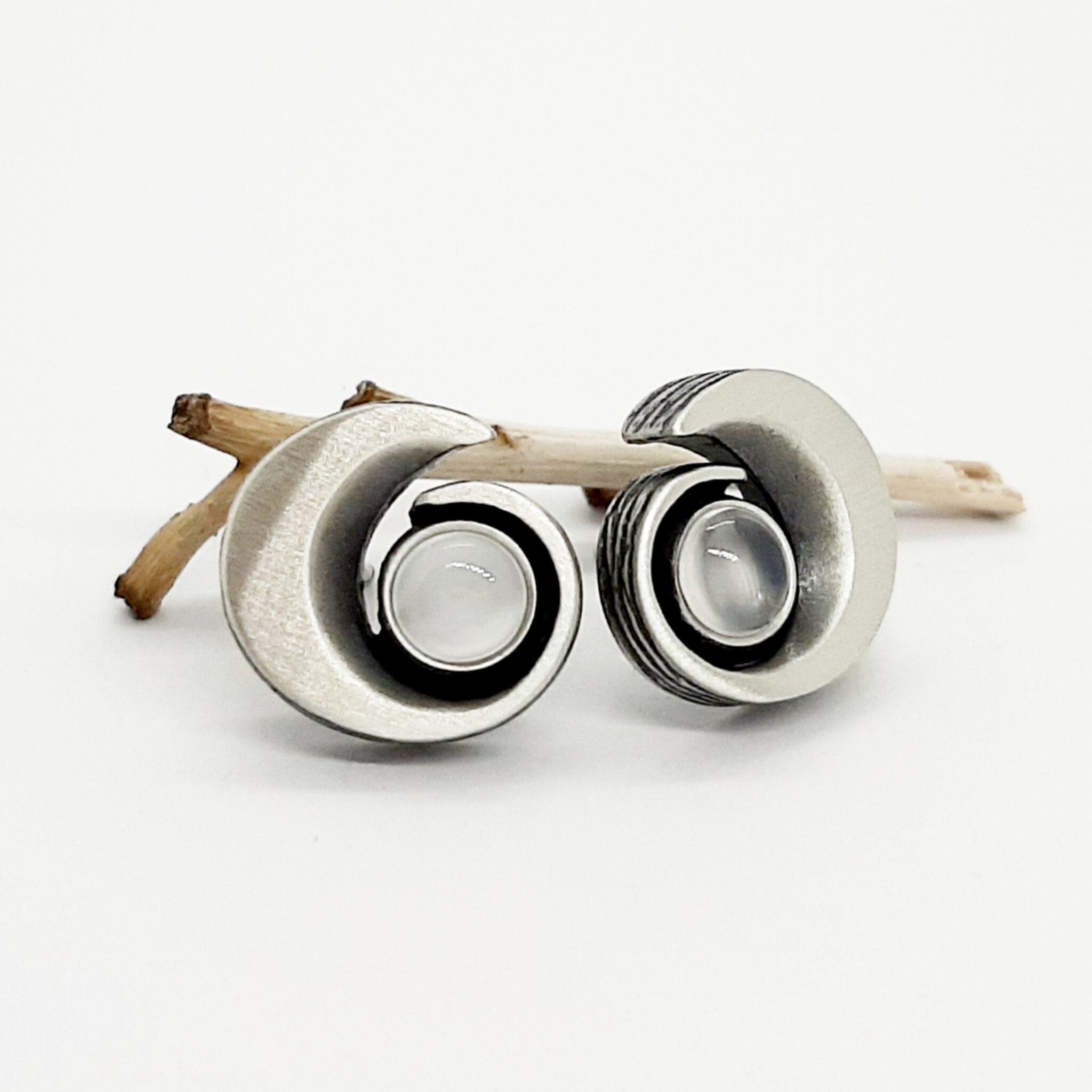 Nordform Spiral-Förmige Ohrstecker Silber Mondstein
