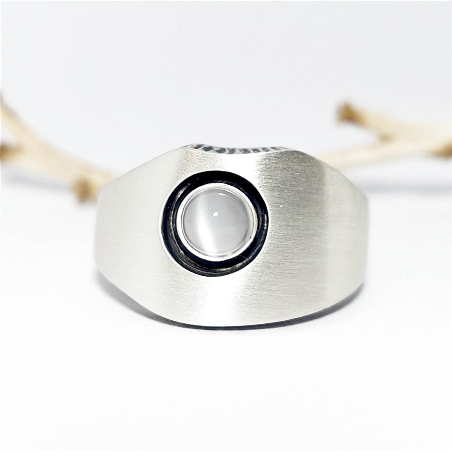 Nordform Unregelmäßig Geformter Ring Mondstein Silber