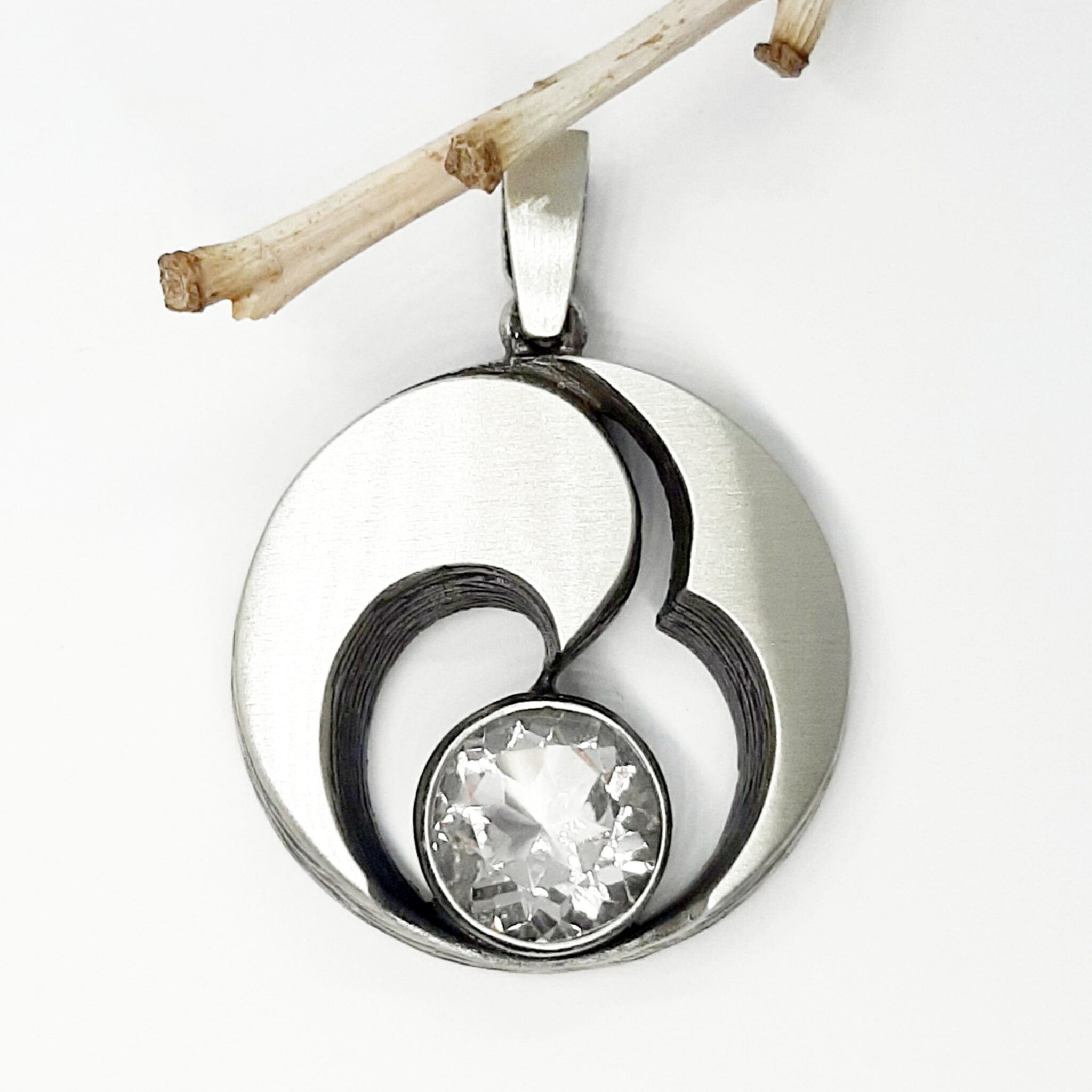 Nordform Runder Anhänger Silber mit Bergkristall (28x31mm)