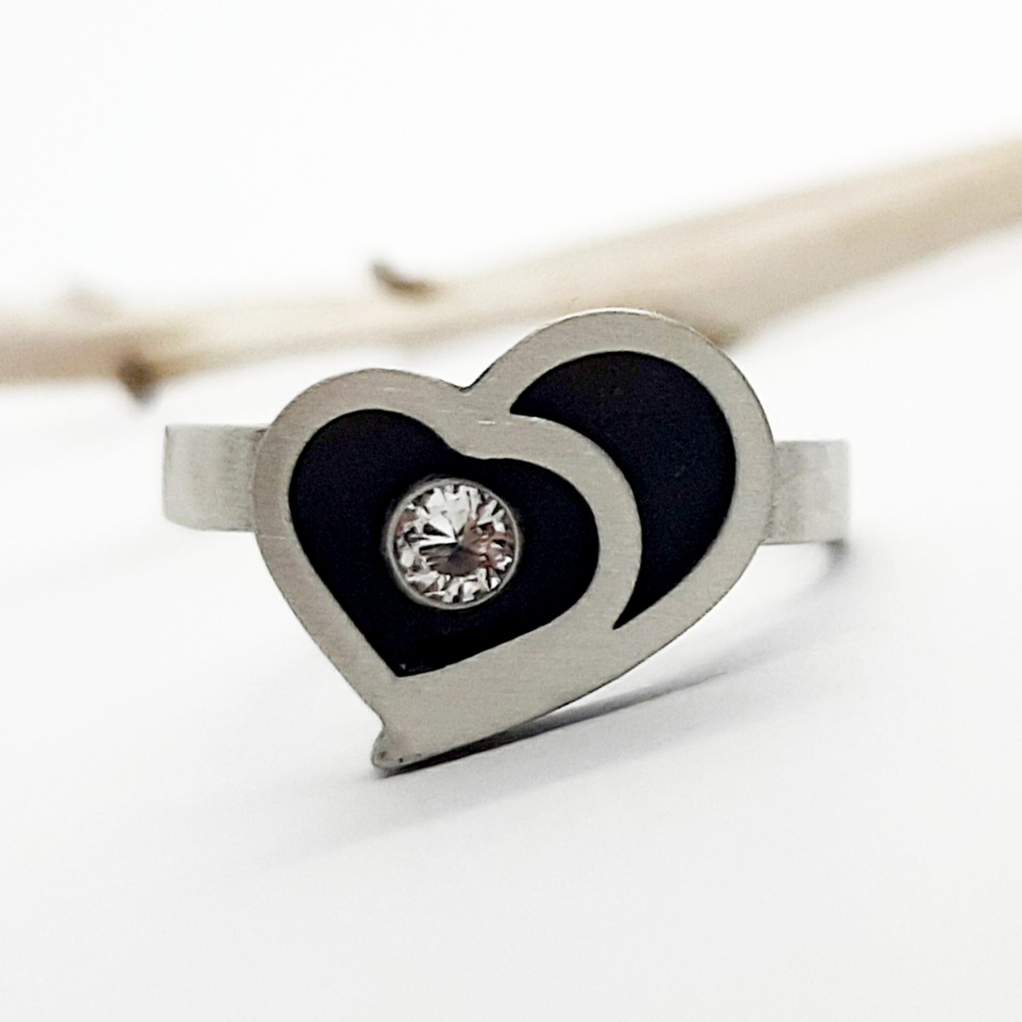 Nordform Ring Herzform Silber Bergkristall