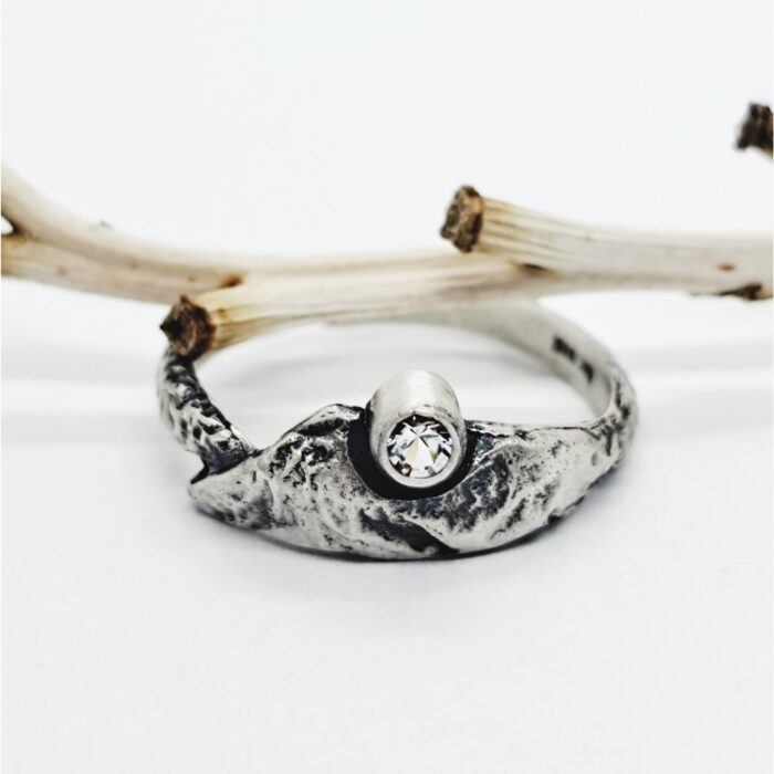 Nordform Schmaler Ring (Geschmort) Silber Bergkristall