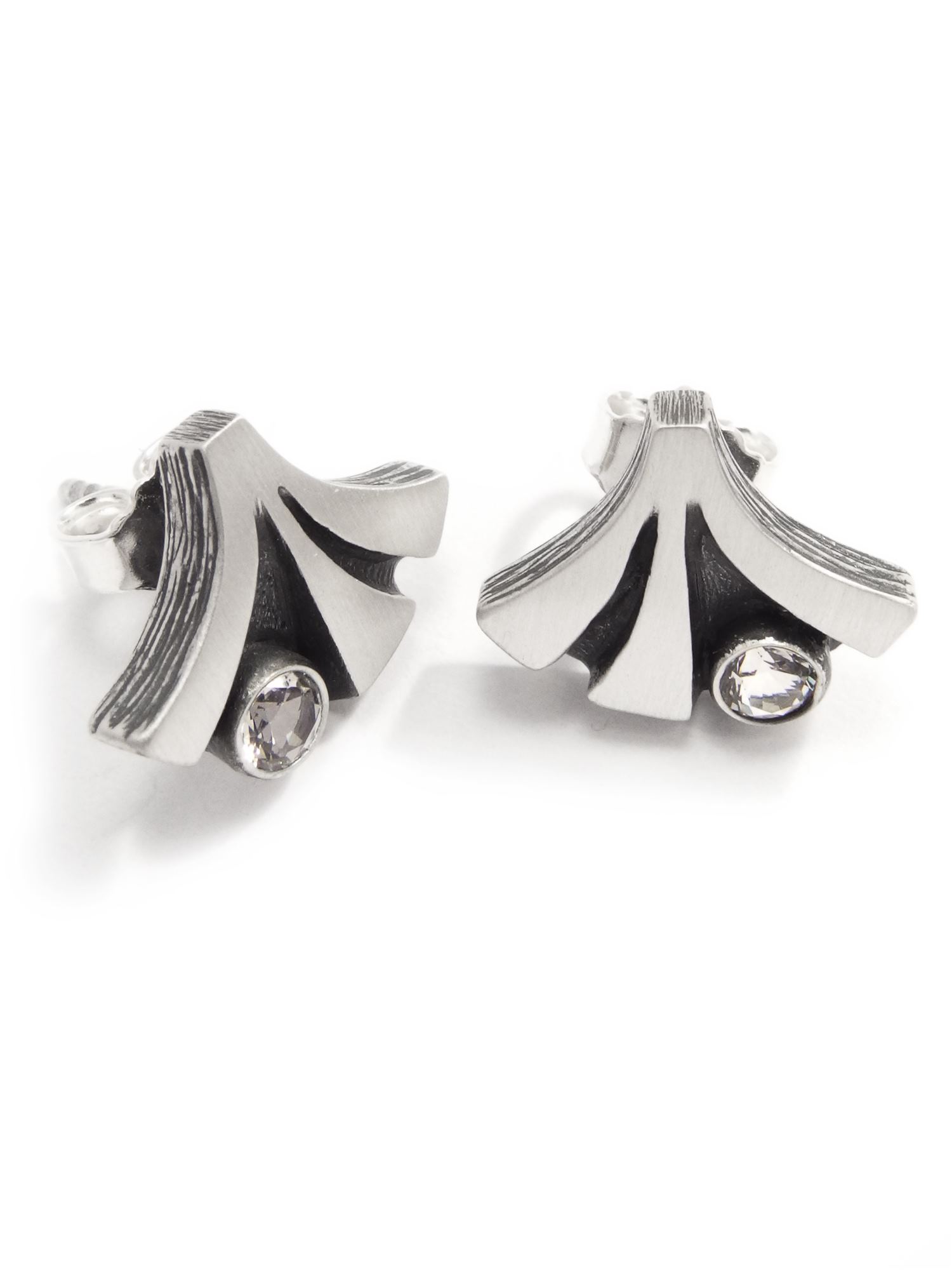 Nordform Ginkgoblatt Ohrstecker mit Bergkristall Nordform Ginkgoblatt Ohrstecker mit Bergkristall