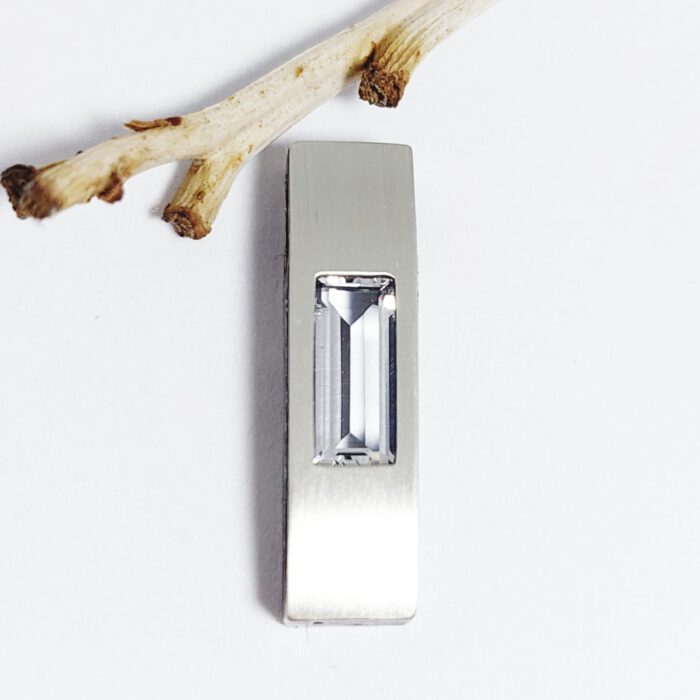 Nordform Langer Quadratischer Anhänger Silber mit Bergkristall (6x21mm)