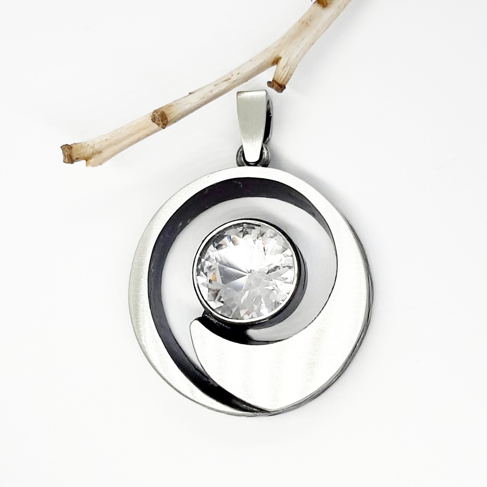 Nordform Anhänger Spirale in Silber mit Bergkristall (32x43mm) Nordform Anhänger Spirale in Silber mit Bergkristall (32x43mm)