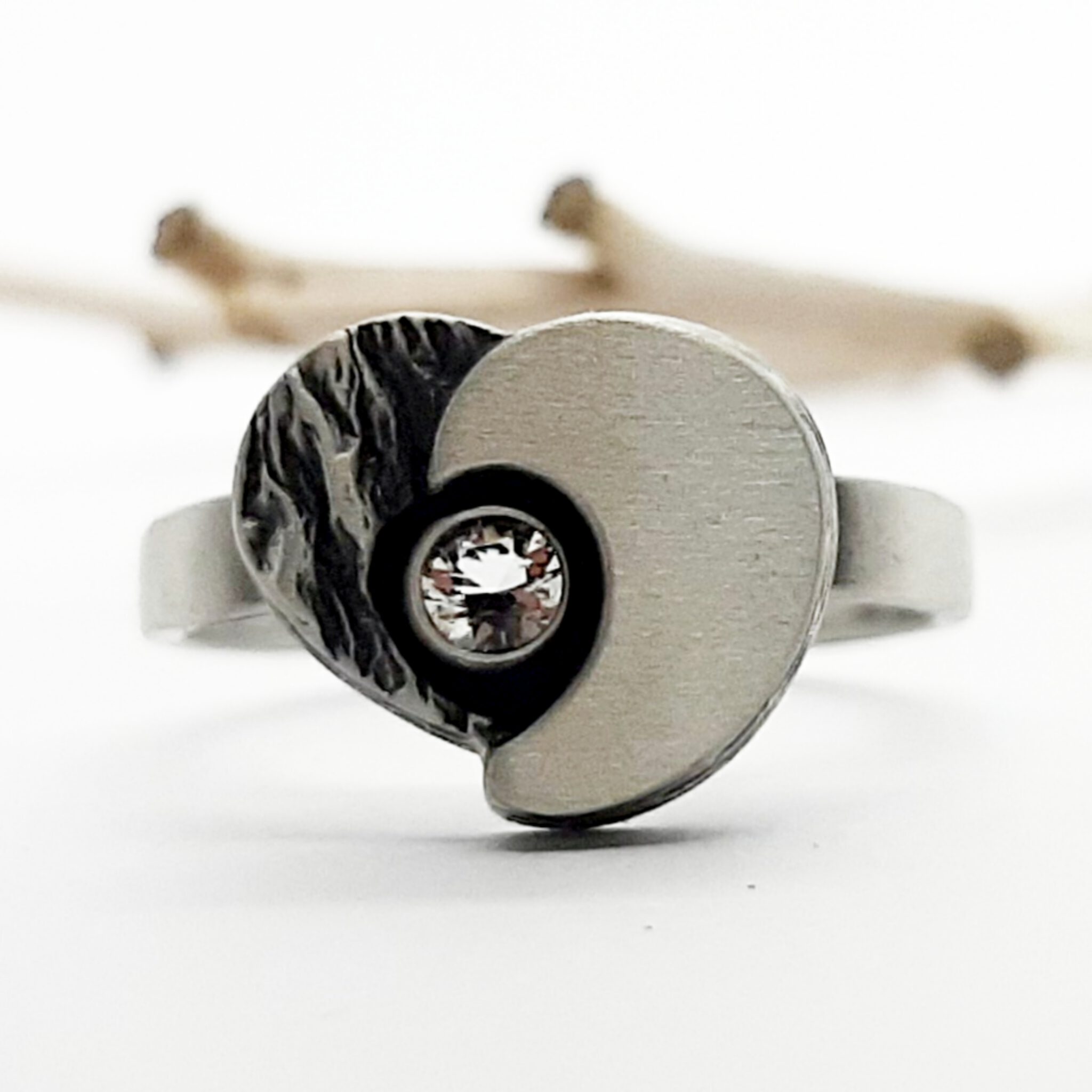 Nordform Ring Herzform Silber Bergkristall