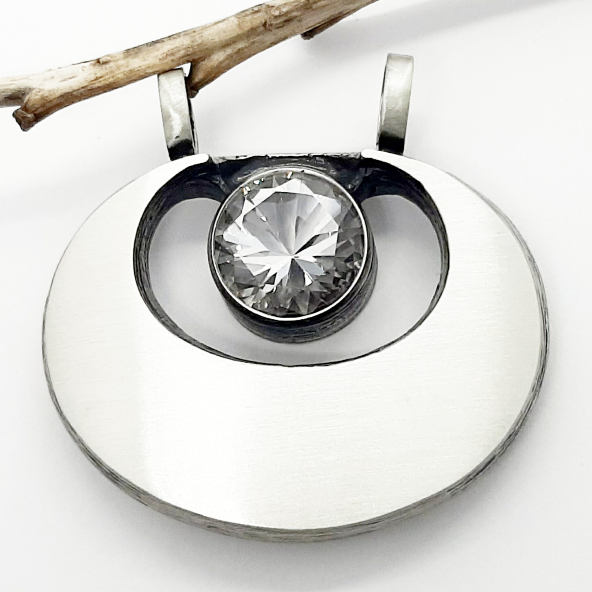 Nordform Großer Anhänger Silber mit Bergkristall (41x44mm)