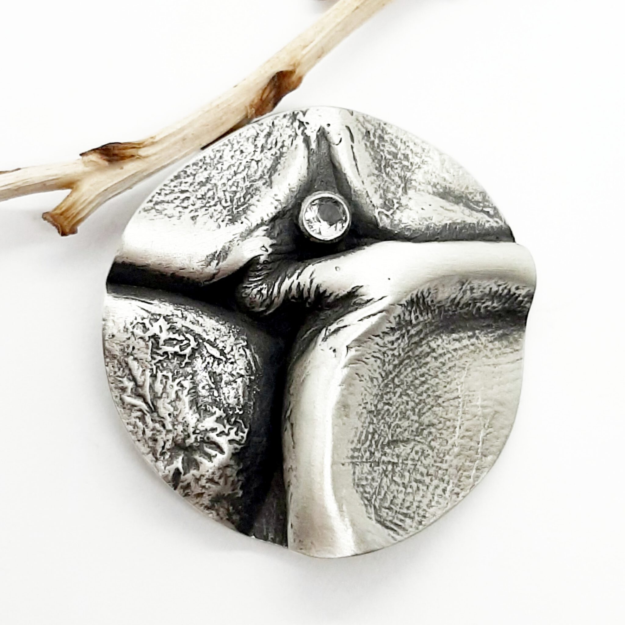 Nordform Großer Runder Anhänger Silber mit Bergkristall (31x32mm)