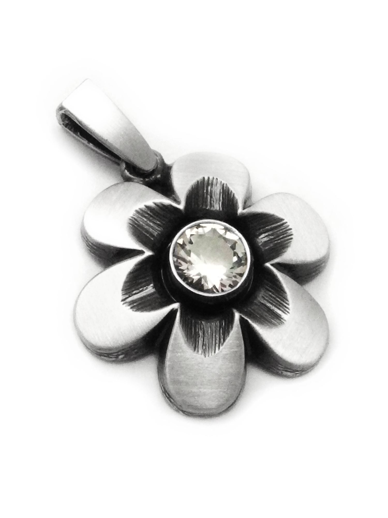 Nordform Blüten-Anhänger in Silber mit Bergkristall
