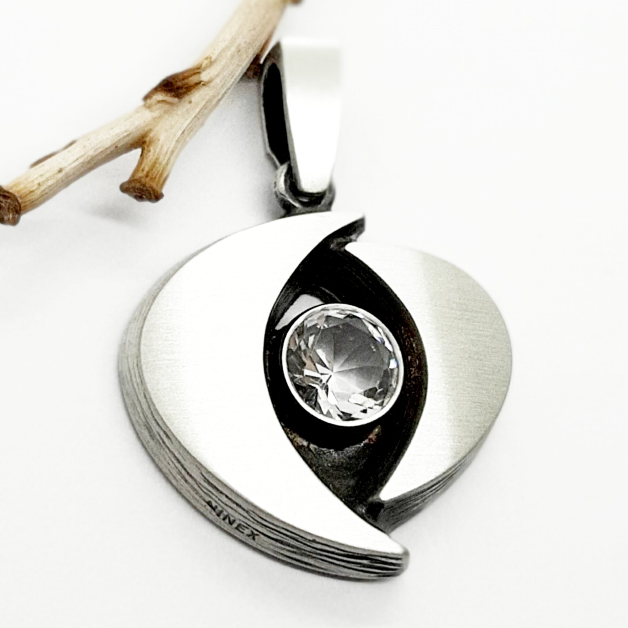 Nordform Anhänger Auge in Silber mit Bergkristall (24x26mm)