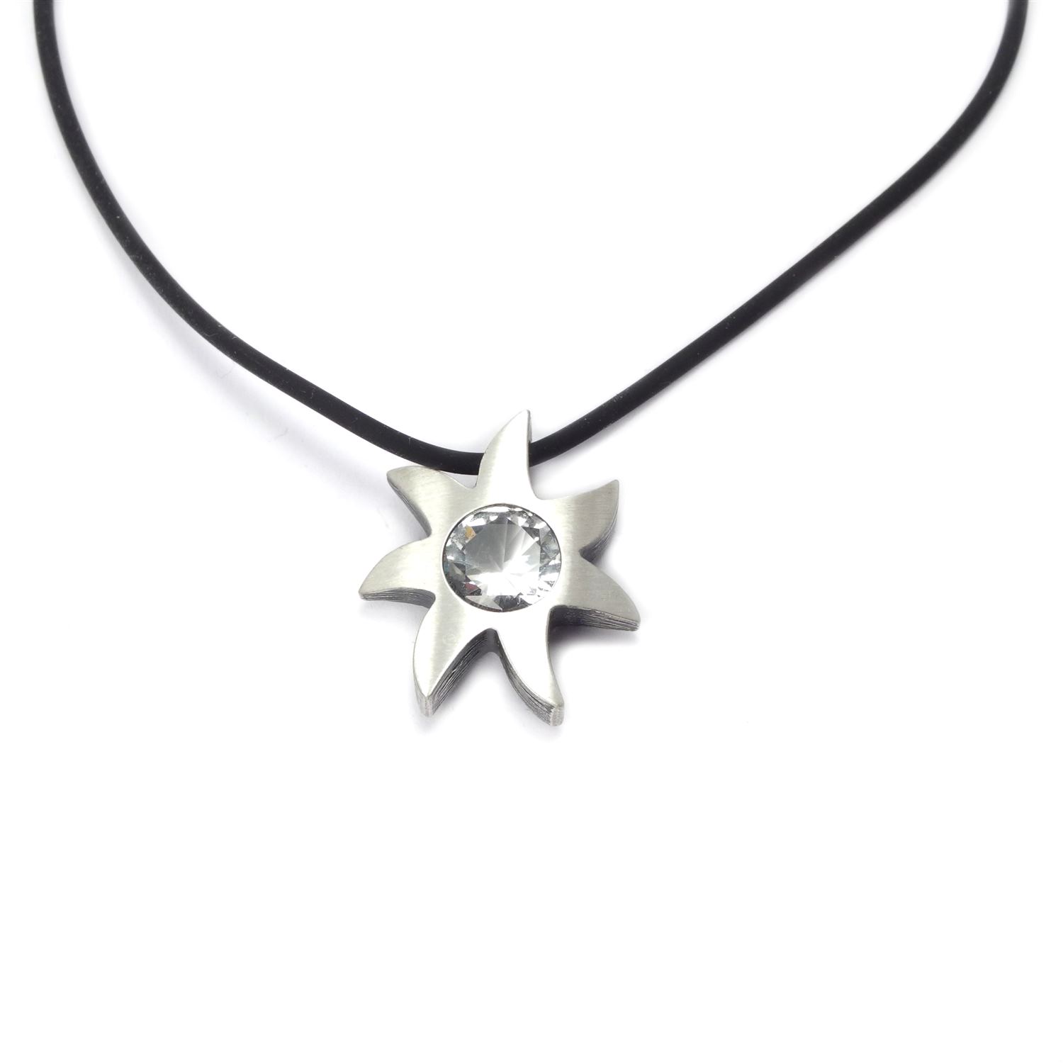 Nordform Sonnen-Anhänger mit Bergkristall aus Silber an 45 cm Kautschuk-Band