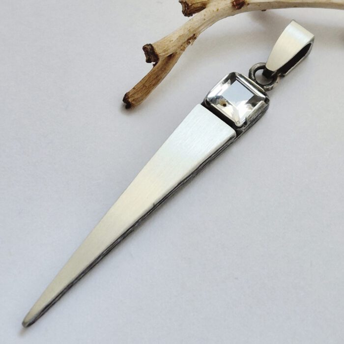 Nordform Nadelförmiger Anhänger Silber mit Bergkristall (6x46mm)
