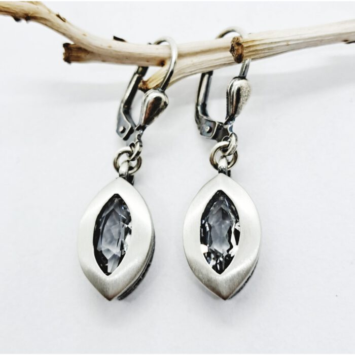 Nordform Mandelförmige Bügel-Ohrhänger Silber Bergkristall