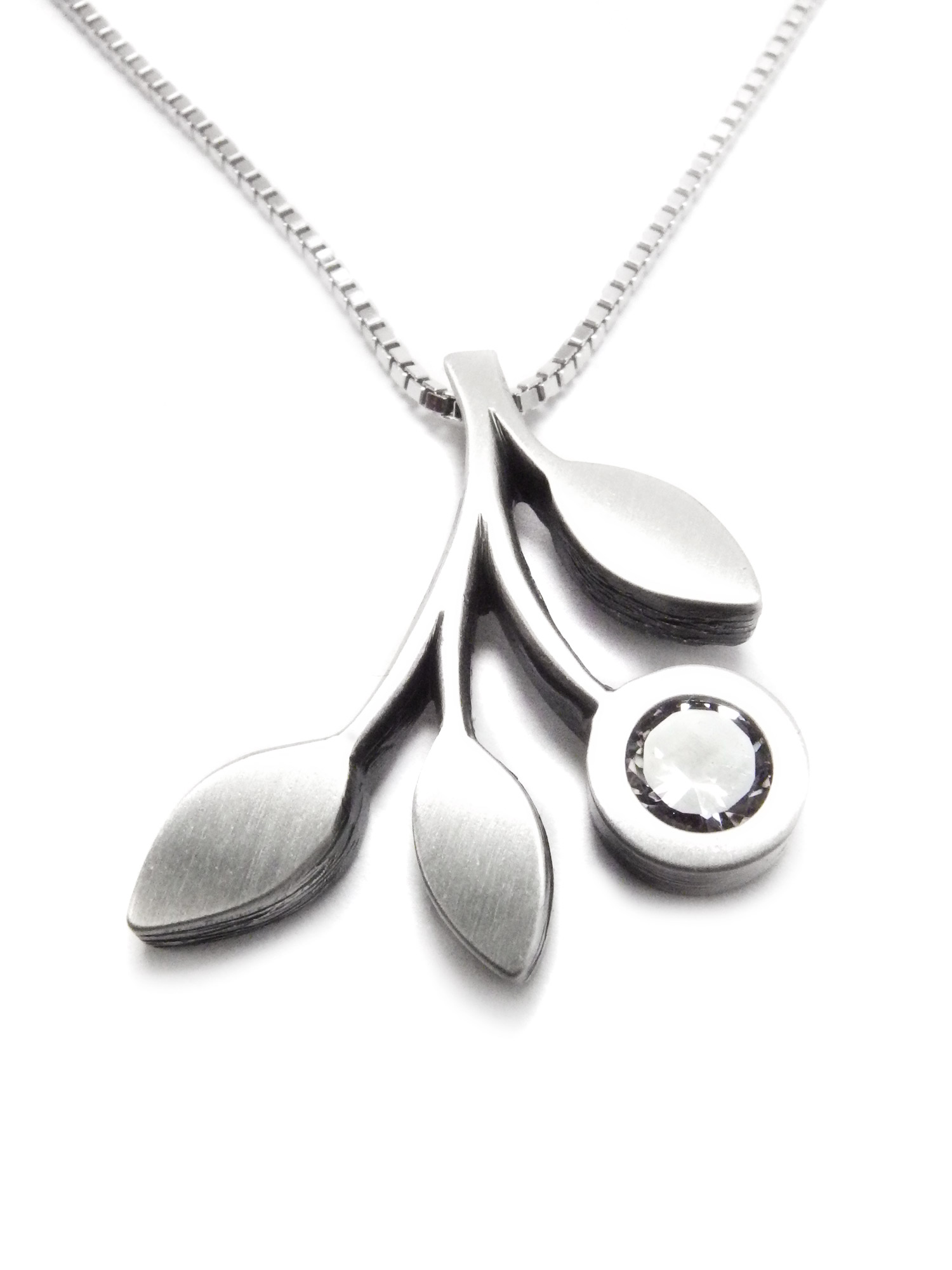 Nordform Zweig Anhänger Silber an Venezianerkette Nordform Zweig Anhänger Silber an Venezianerkette