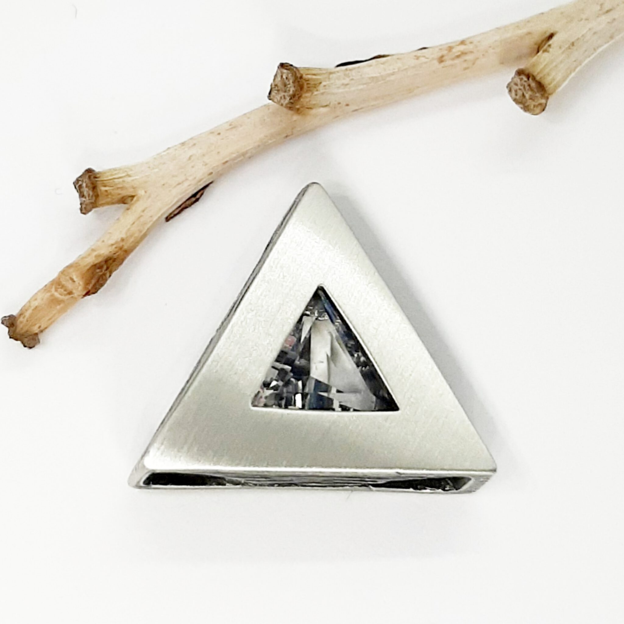 Nordform Dreieckiger Anhänger Silber mit Bergkristall (18x18mm)