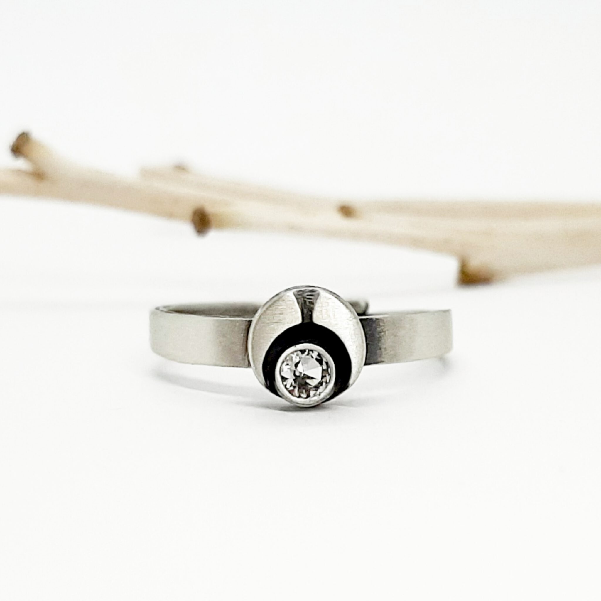 Nordform Ring Runder Kopf (Ø7mm) Silber Bergkristall