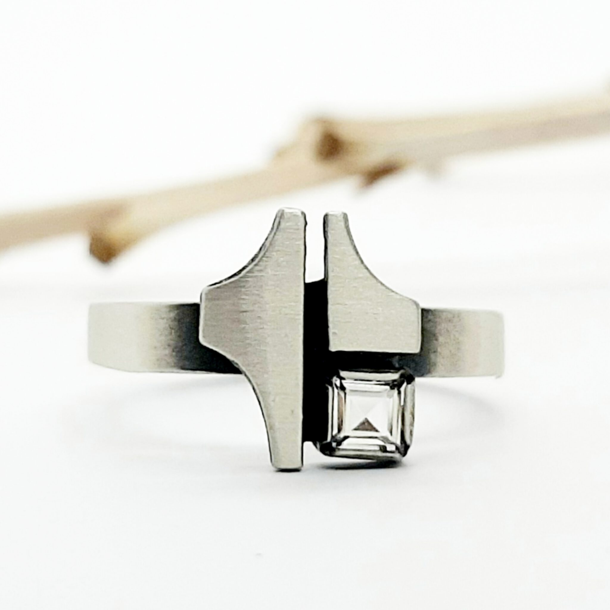 Nordform Damenring Quadratischer Bergkristall