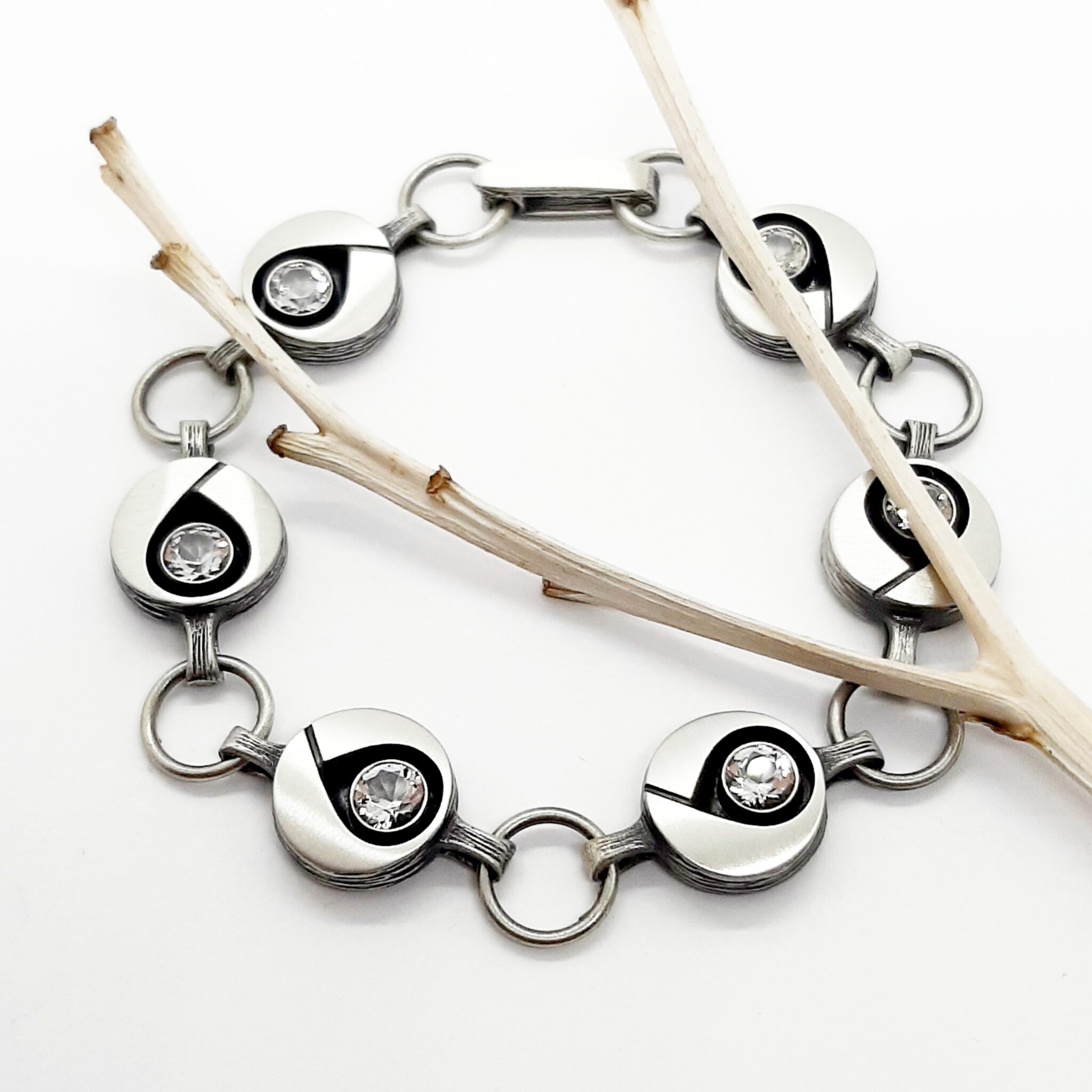 Nordform Armband mit Runden Gliedern Silber Bergkristall