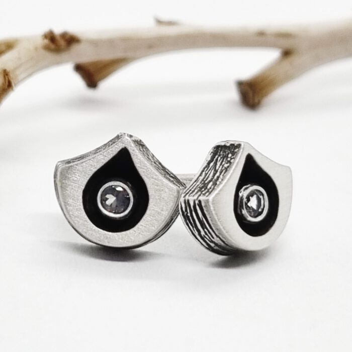 Nordform Tropfenförmige Symmetrische Ohrstecker Silber Bergkristall