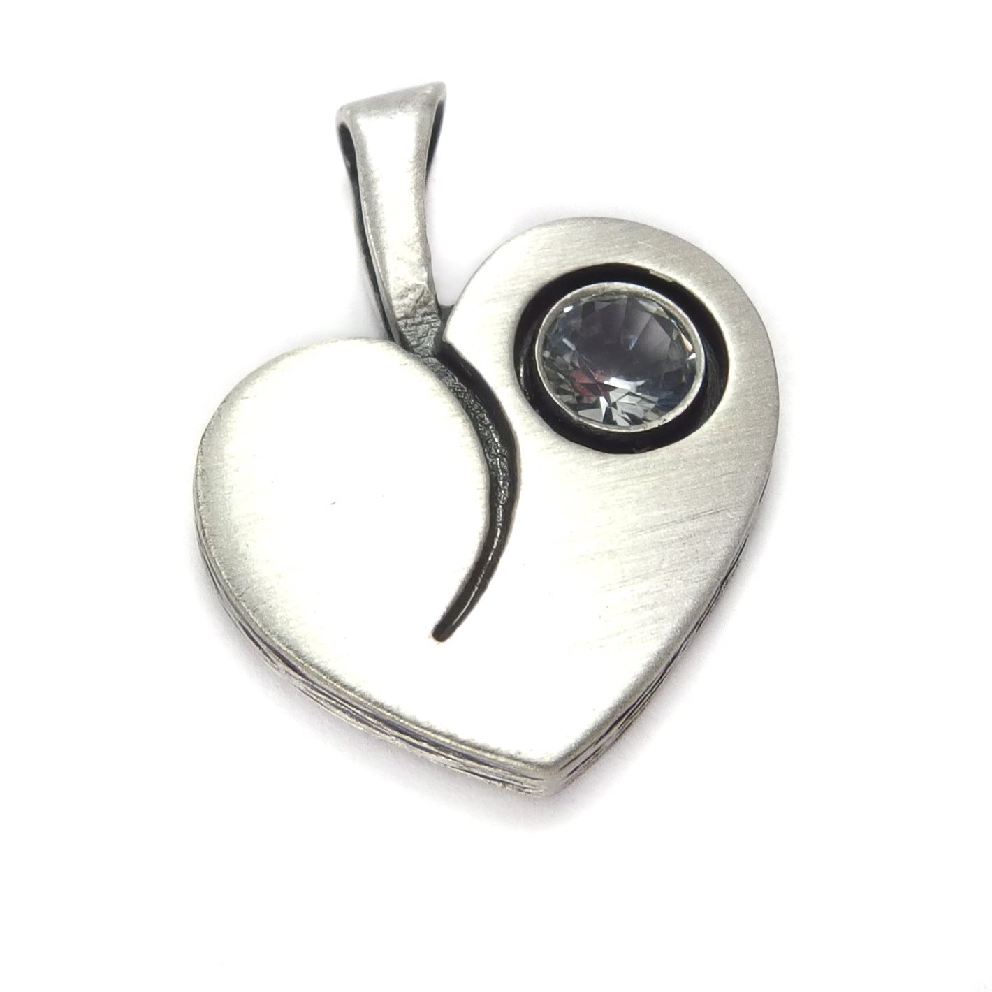 Nordform Herz-Anhänger Silber mit Bergkristall Nordform Herz-Anhänger Silber mit Bergkristall