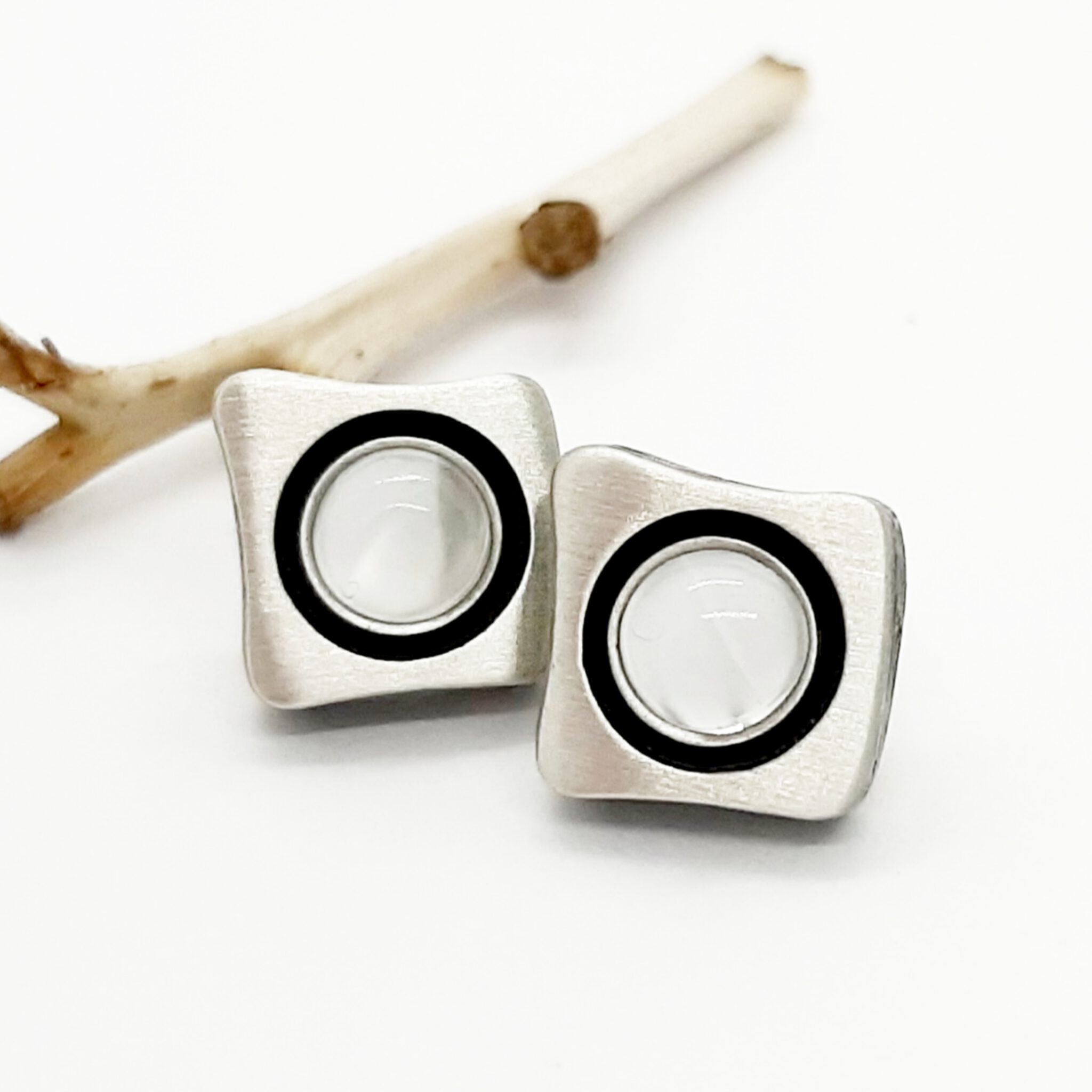 Nordform Quadratische Ohrstecker Silber Mondstein