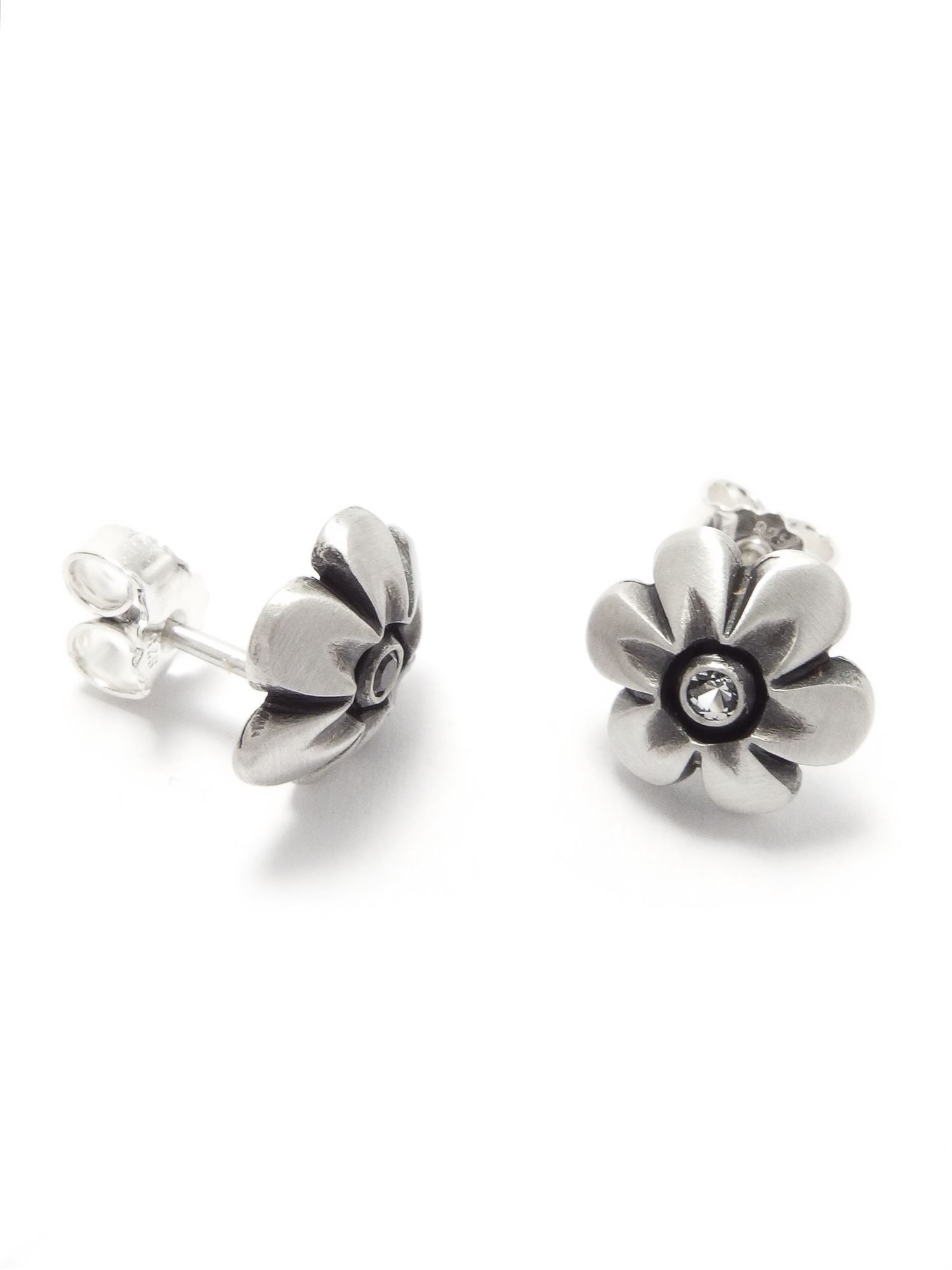 Nordform Blumen-Ohrstecker mit Bergkristall