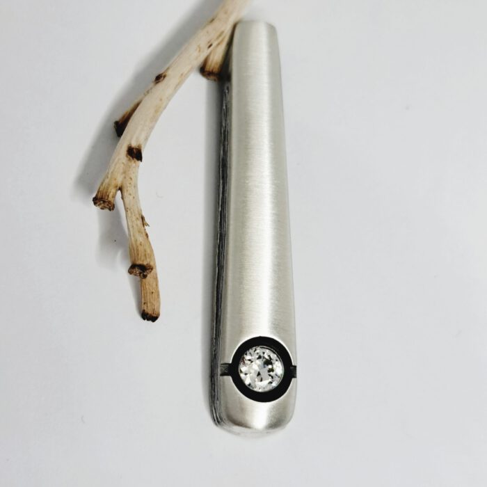 Nordform Länglicher Anhänger Silber mit Bergkristall (47mm x 9mm)